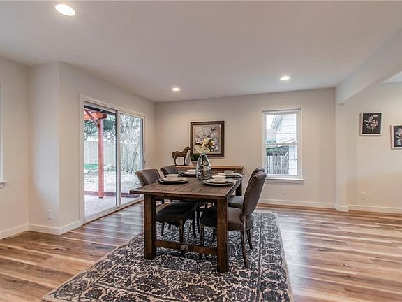 3rd image of 3204 Santa Fe Dr