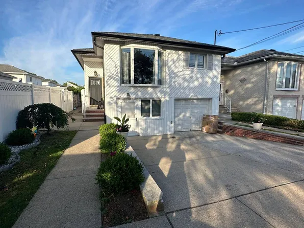 15911 80th St, Howard Beach, NY 11414