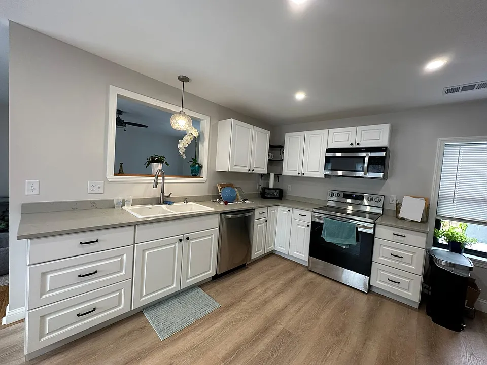106 Elm St #2