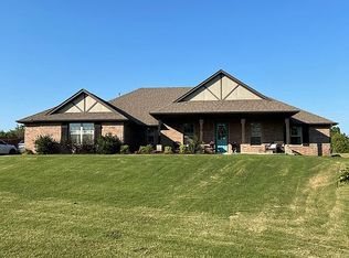 13680 Ridge View Ln, Edmond, OK 73025