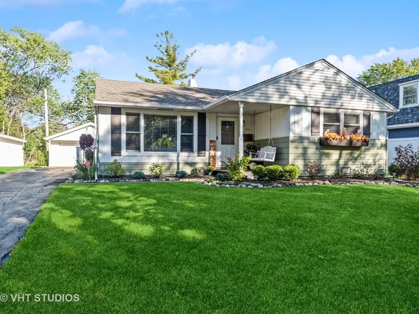 4106 Owl Dr, Rolling Meadows, IL 60008