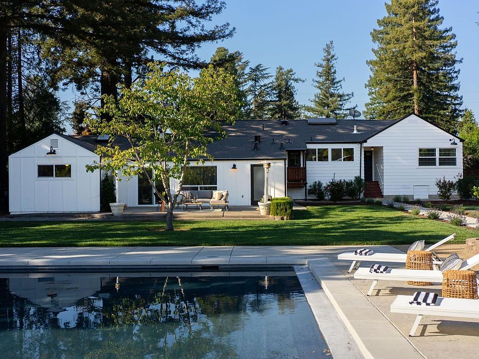 1st image of 1043 Rose Drive