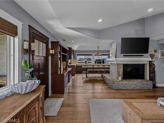 2nd image of 139 W Avenida Cornelio