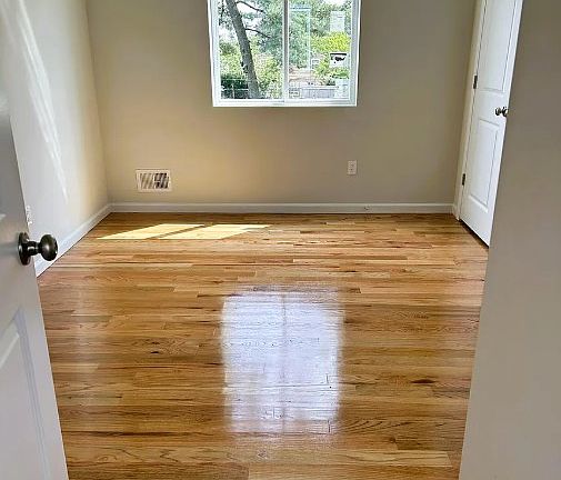 5th image of 144 Van Name Ave Floor 1