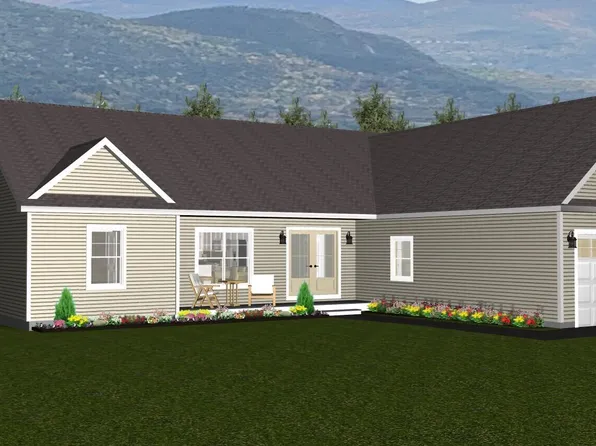 38 Middle Jam Road, Gorham, ME 04038