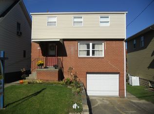 405 Elizabeth St, Homestead, PA 15120