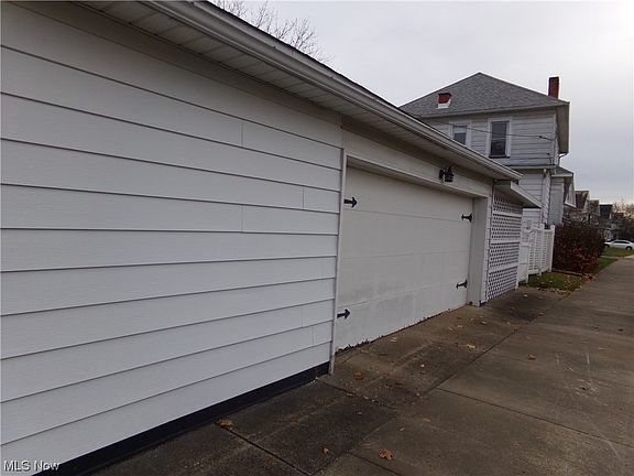 4th image of 161 Minnich Ave NW