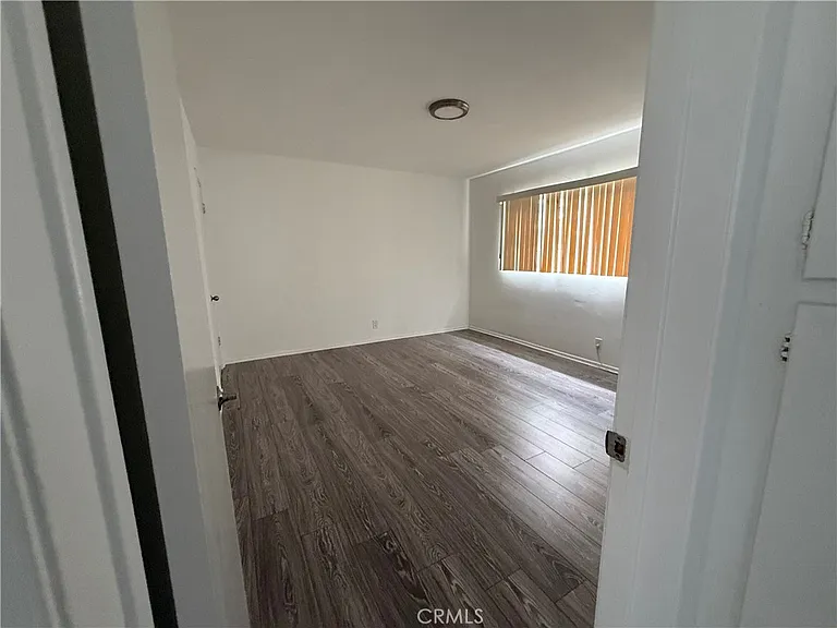 423 S Le Doux Rd #10 — Photo 11