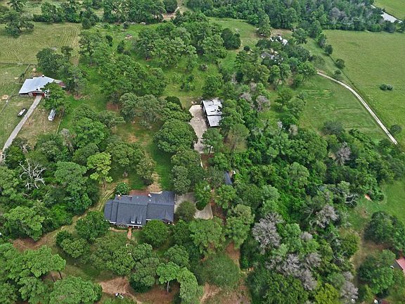 The perfect place to raise your children or just enjoy quiet country living