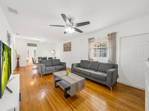 5th image of 8500 Byron Ave APT 6