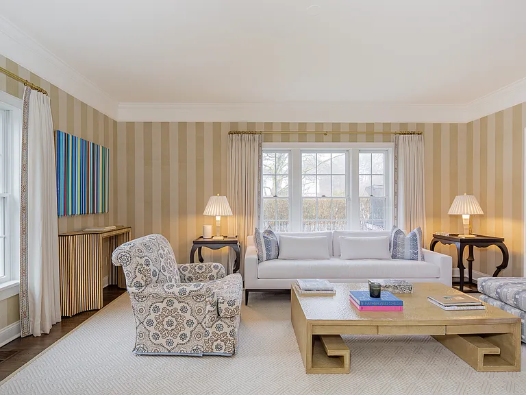 110 Fox Hollow Ln — Photo 15