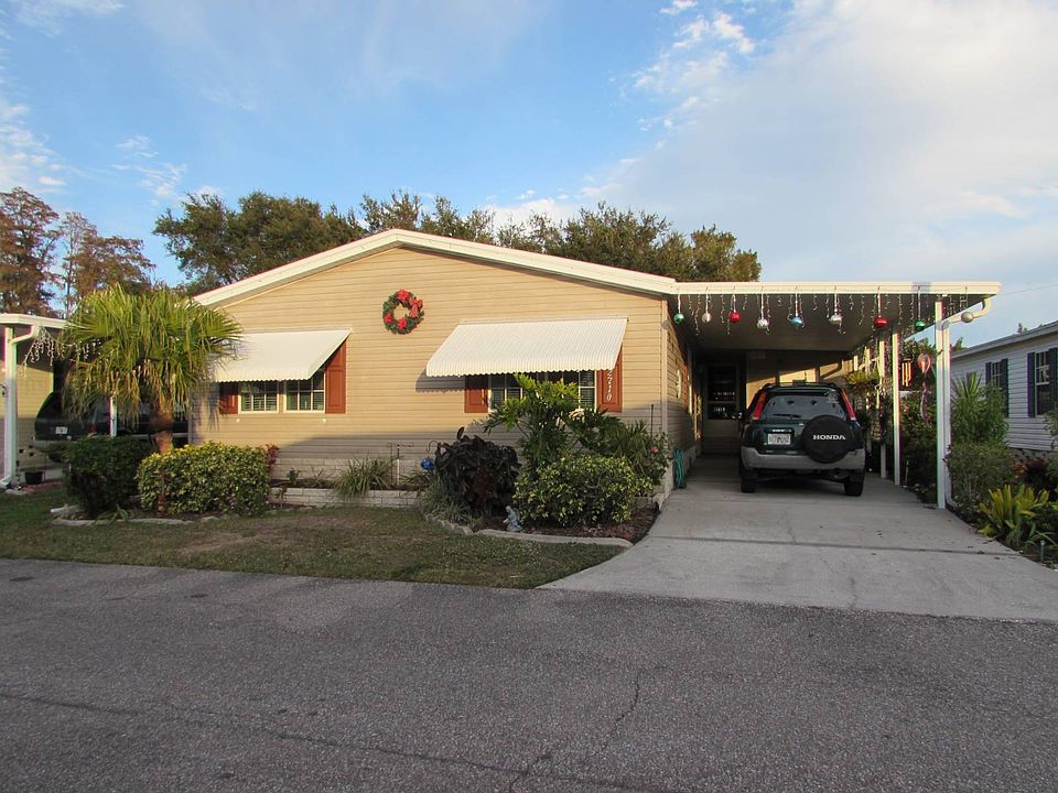1st image of 2710 Lake Haven Dr