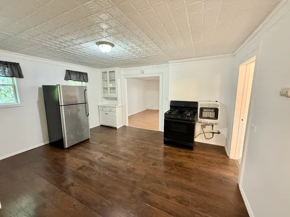 3 Sherman Ave #3, Troy, NY 12180
