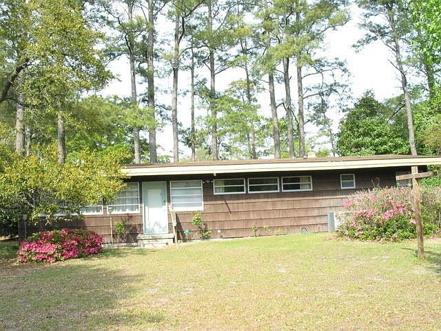 2nd image of 224 Knox Dr