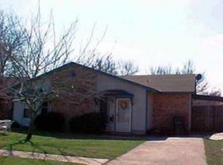 8707 Pineridge Dr #B, Austin, TX 78729