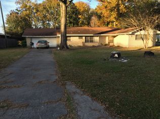 11 Fairview Dr, Mc Gehee, AR 71654