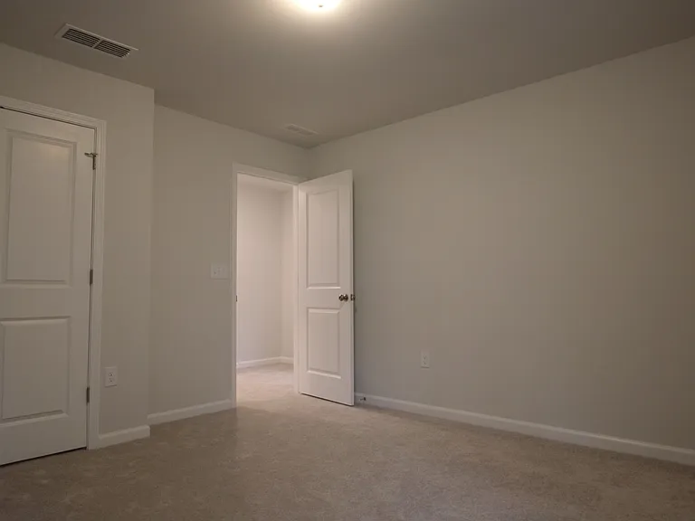 806 McKenzie Park Ter — Photo 27