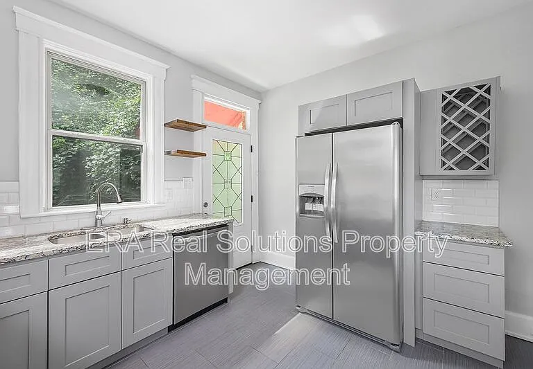 421 Dorchester Ave — Photo 25