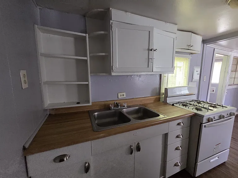 1320 Faxon Ave #2 — Photo 6
