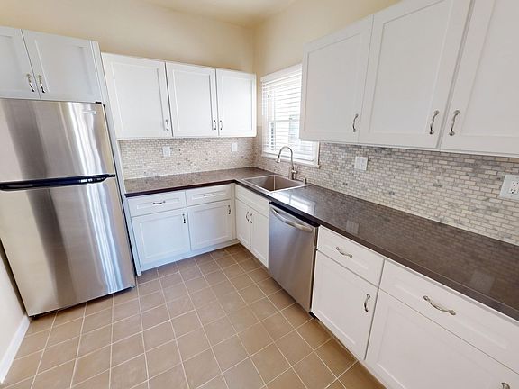 4th image of 4721 10th Ave #4723
