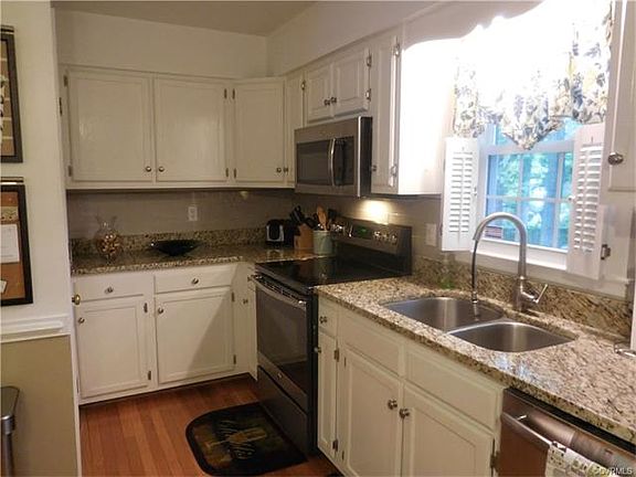 5th image of 8919 Turnbull Ave