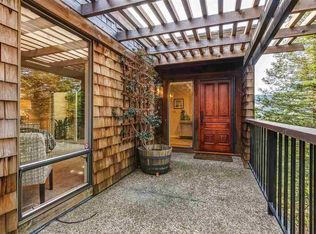 217 Village Gate Rd, Orinda, CA 94563