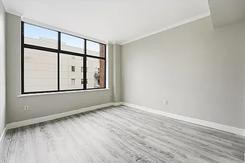 610 Newark St — Photo 14