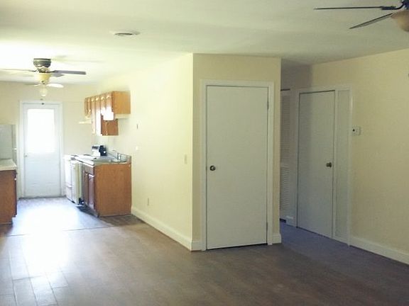 3rd image of 1020 & 1050 Golden Cove Dr