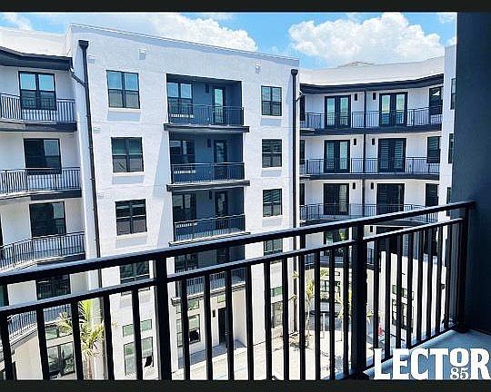 3rd image of 2407 E 2nd Ave #3