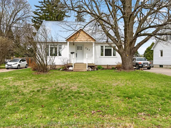 587 Roy St W, Laurentian Valley, ON K8A 6R6