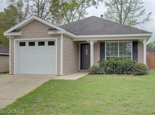 990 Hamilton Bridges Dr E, Mobile, AL 36695