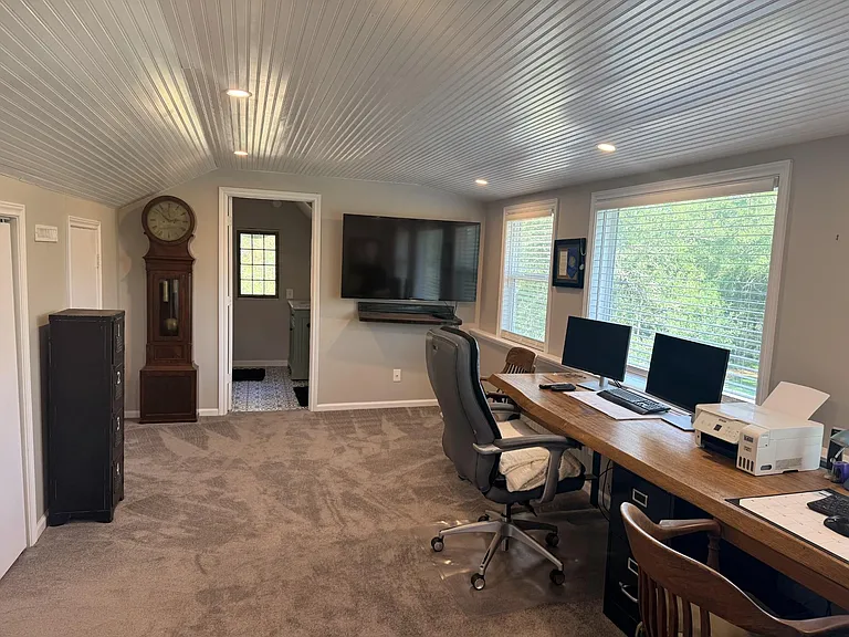 227 Crooked Hollow Rd — Photo 9