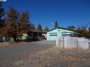 407 N Cozart Ave, Prairie City, OR 97869