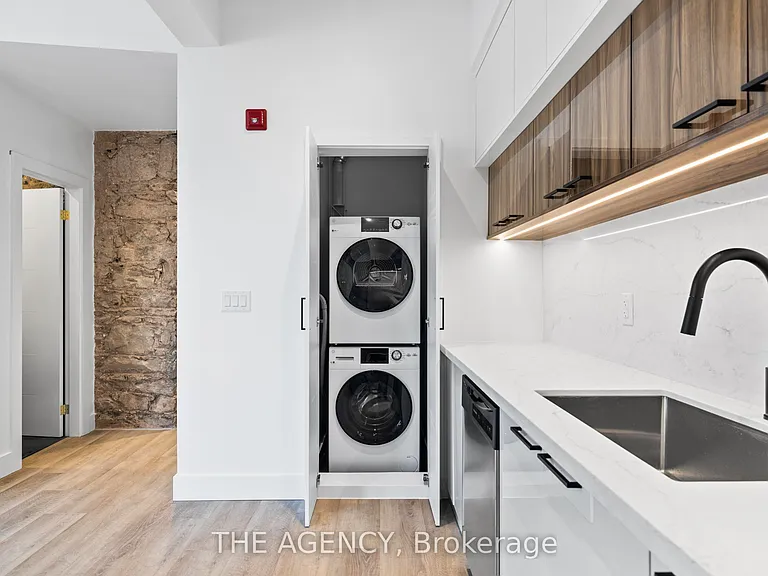 163 Main St E #304 — Photo 7