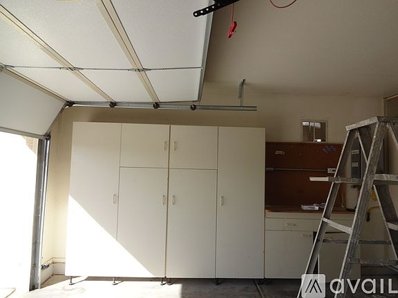5th image of 9704 Blue Bell Dr