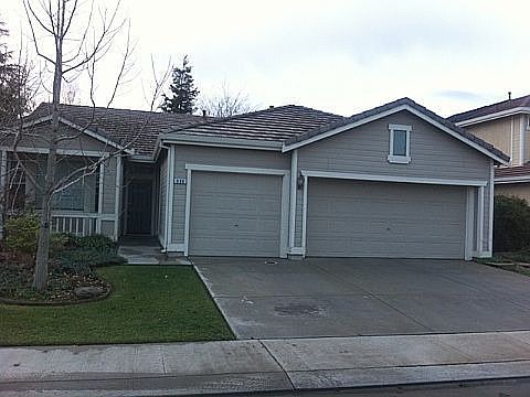1st image of 990 Wallace Dr