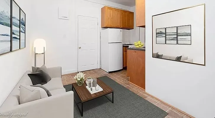 Rented by Compass | media 19