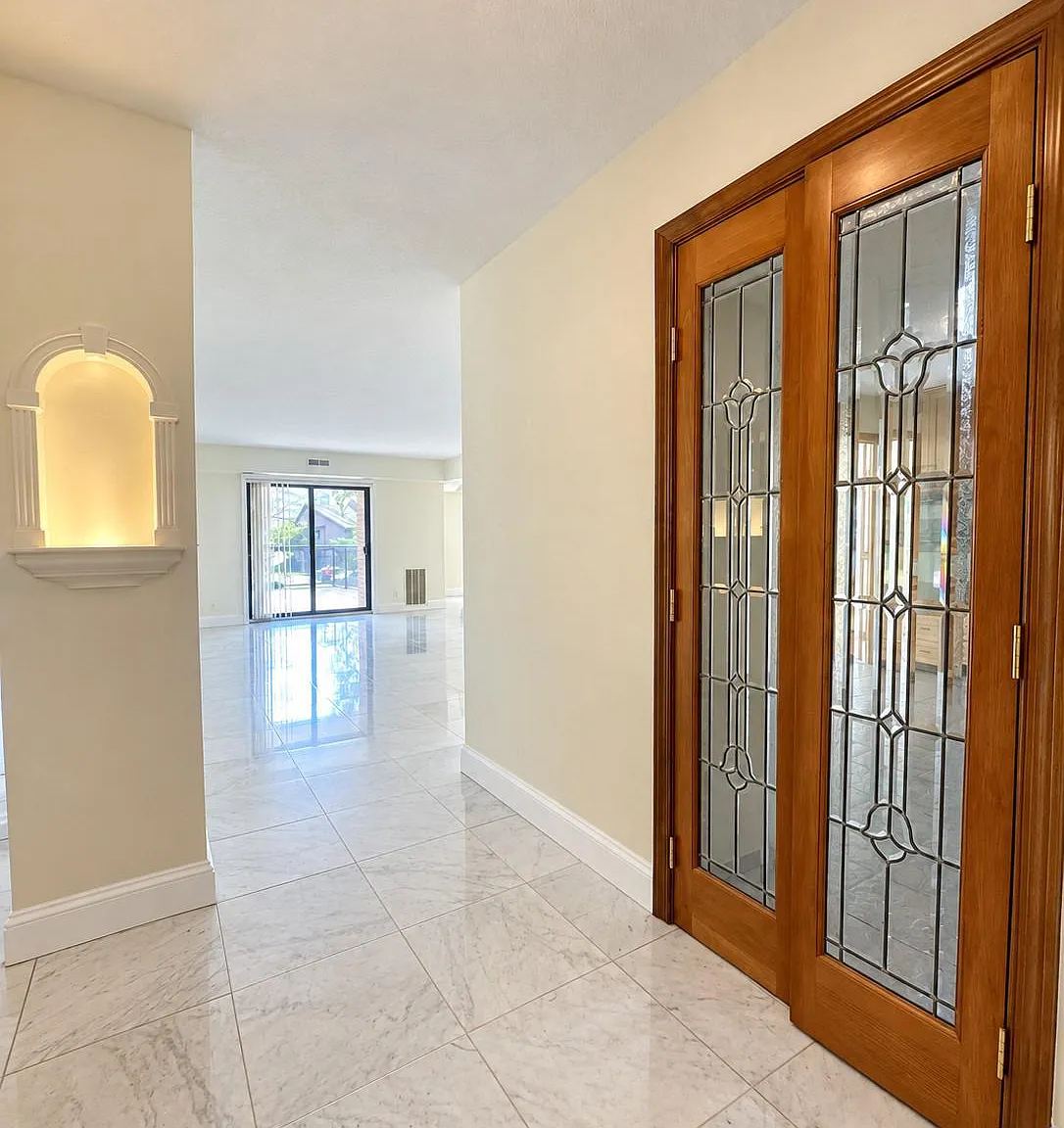 2 bed, 2.0 bath, 1504 sqft, $3,650 — Photo 3