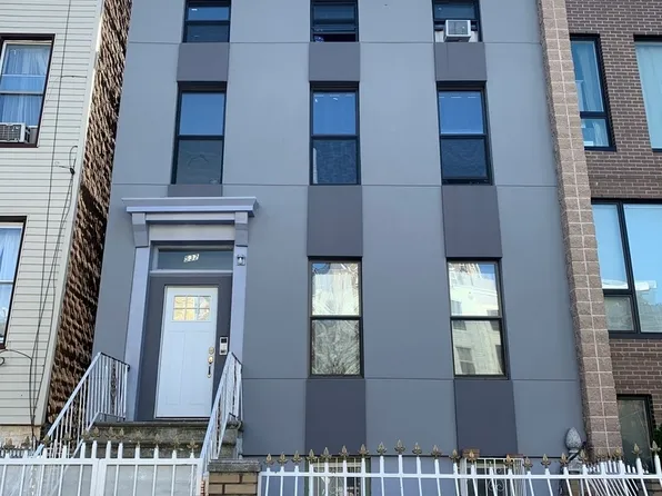 532 Lafayette Ave, Brooklyn, NY 11205