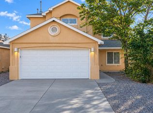 820 Brackett Dr SW, Albuquerque, NM 87121