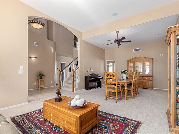 3rd image of 3831 N Calisto Cir