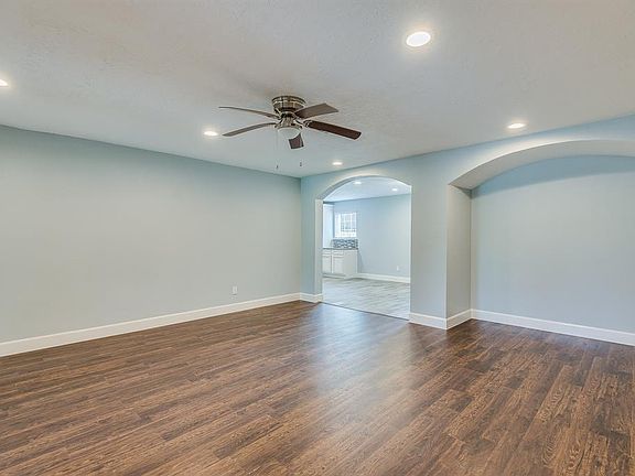 5th image of 2034 Forest Oaks Dr