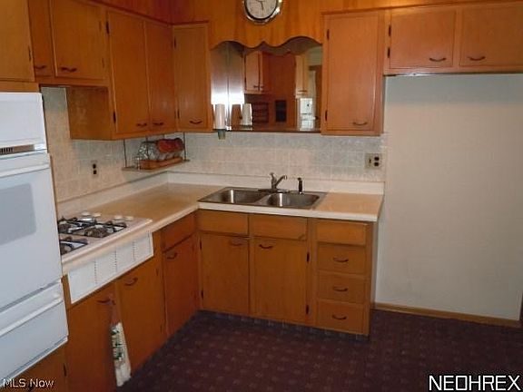3rd image of 2880 Northwest Blvd NW