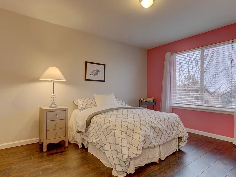541 Pitkin Way — Photo 21