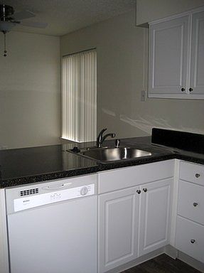 4th image of 410 U St APT 18