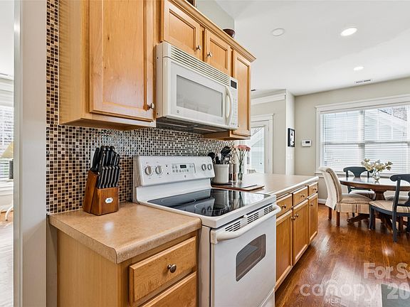4th image of 6748 Park Meadows Pl