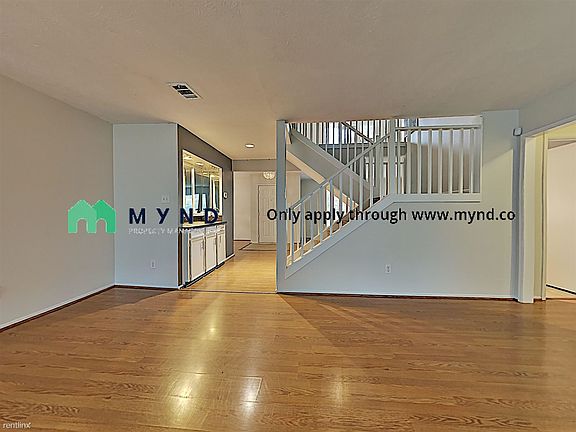 4th image of 1407 Westgreen Blvd #1