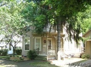 512 N 7th St, Marietta, OH 45750