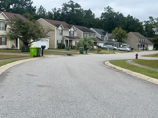 1st image of 38 Hardwood Ct