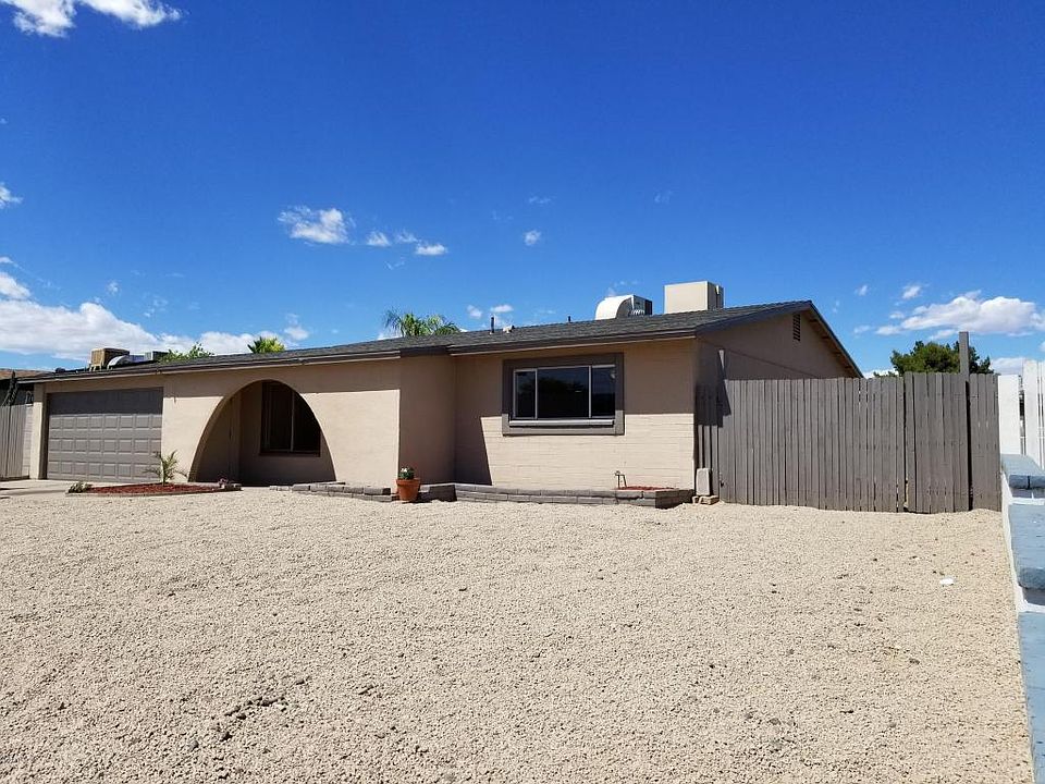 1st image of 4816 W Altadena Ave